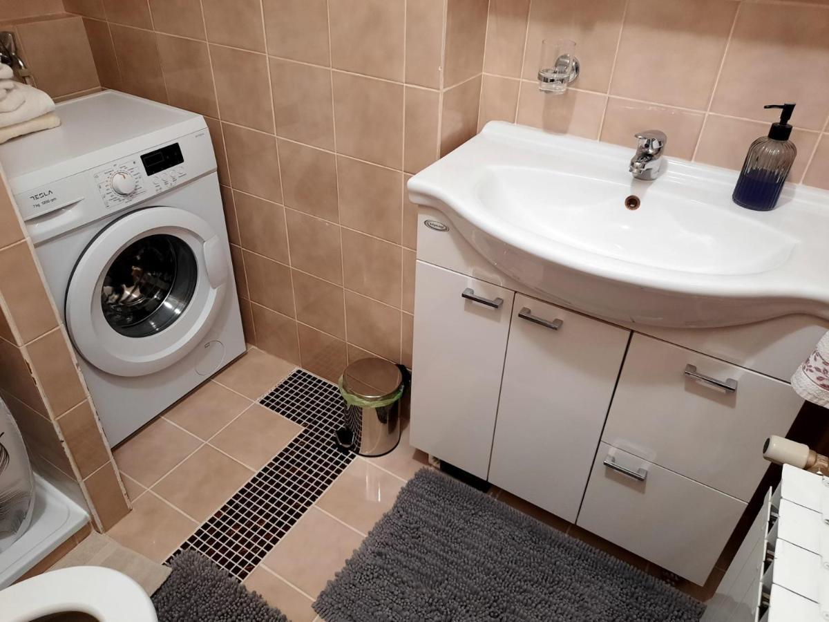 Apartma Angelika Portoroz Bagian luar foto