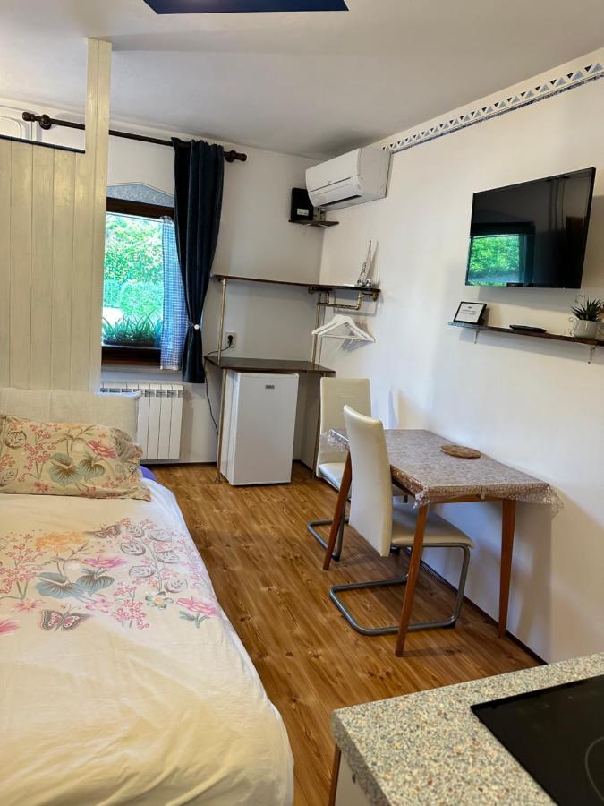 Apartma Angelika Portoroz Bagian luar foto